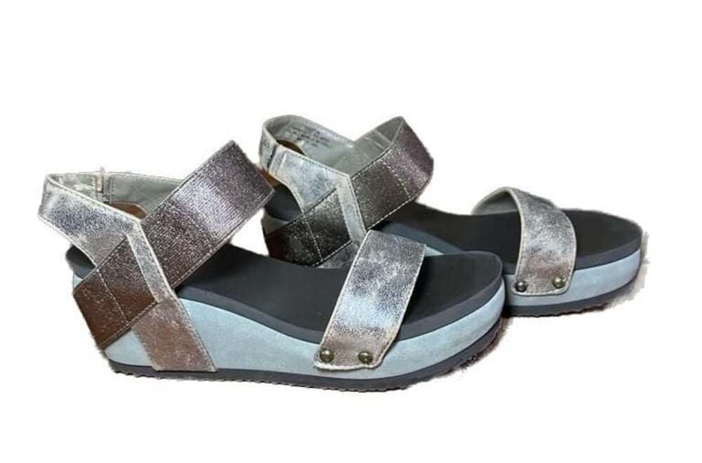 Axxiom Shoes for Life Metallic Platform Wedge Sandals‎